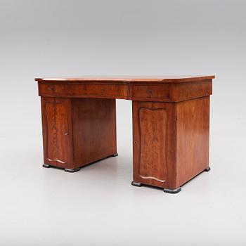 HURTSSKRIVBORD, 1800-talets andra hälft.