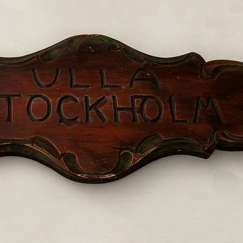 Namnskylt för båt "Ulla Stockholm" 1900-tal.