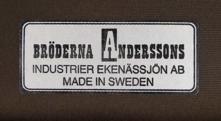 FÅTÖLJER, 1 par, Bröderna Andersson, 1900-talets senare del.