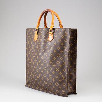 LOUIS VUITTON, a 'Sac Plât' bag.