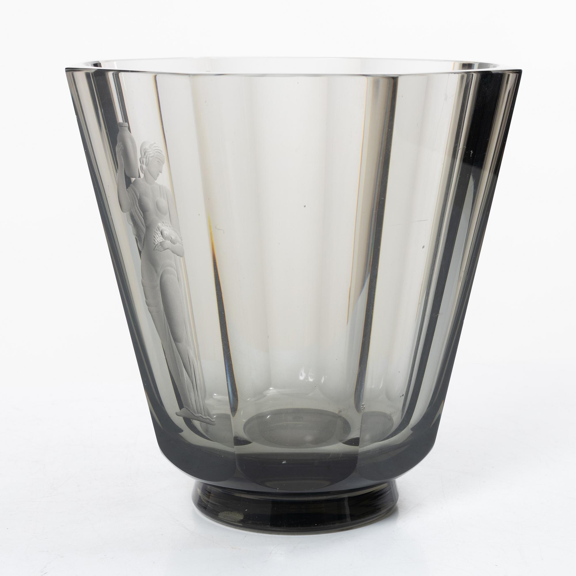 Vicke Lindstrand, a vase, Orrefors, 1937.