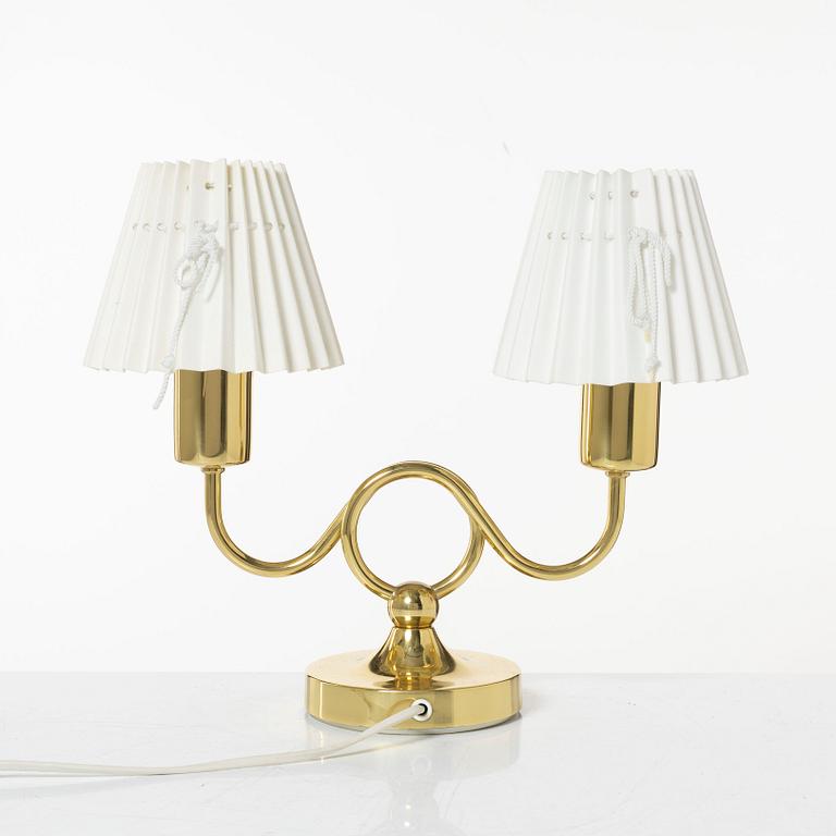 Josef Frank, bordslampa, modell G 2483, "Smycket", Firma Svenskt Tenn.