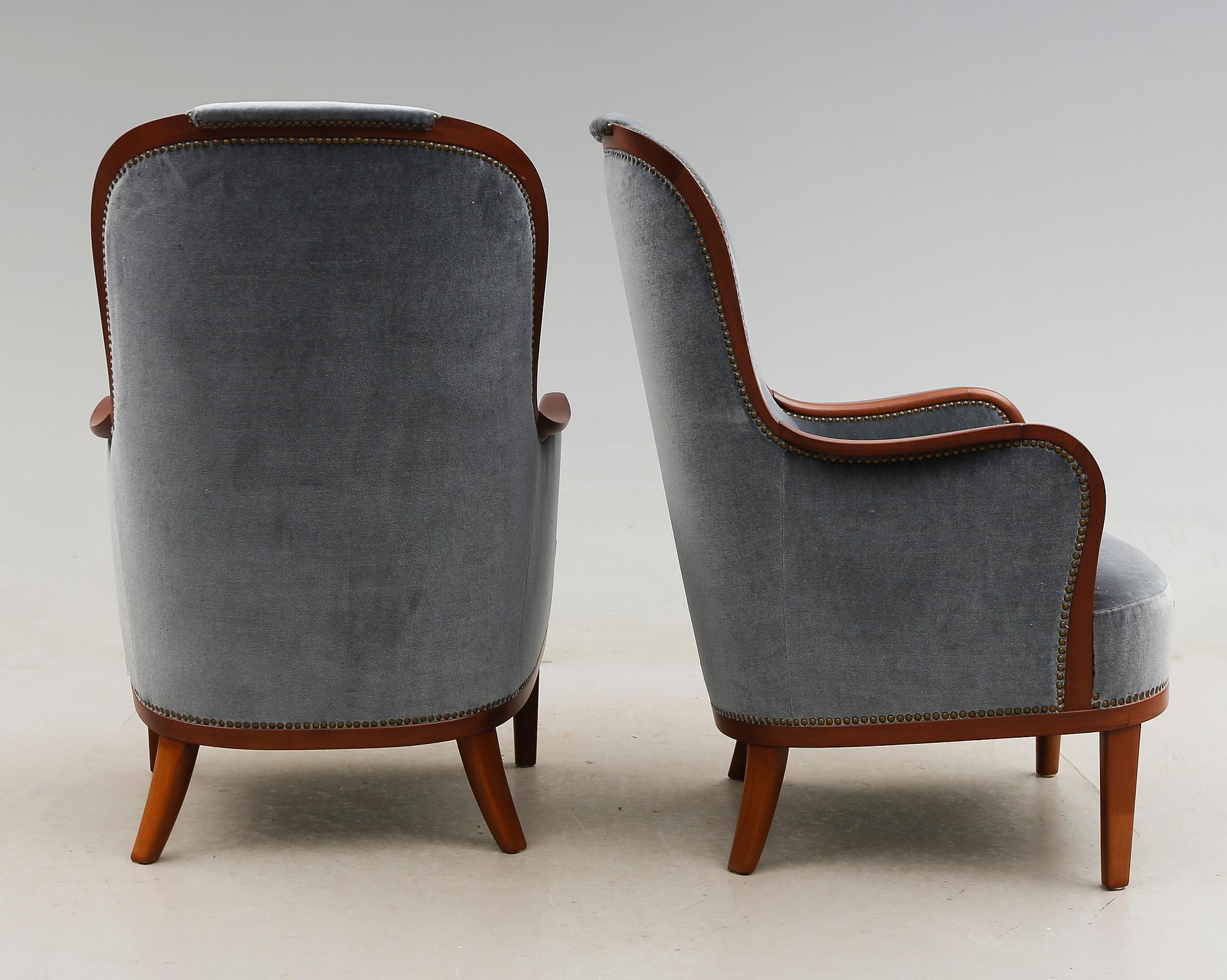 FÅTÖLJER, 1 par, "Advokaten", Carl Malmsten, 1900-talets andra hälft.