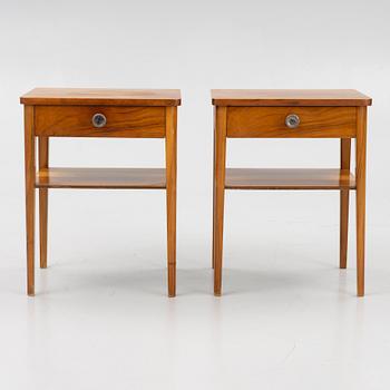 Bedside tables, a pair, Swedish Modern, 1940s-50s.