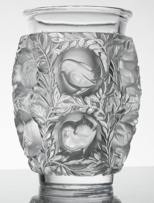 VASER, ett par, glas, "Bagatelle", Lalique, sign. 1900-tal.