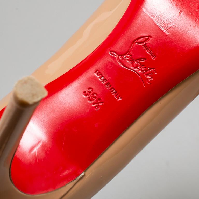 CHRISTIAN LOUBOUTIN, a pair of patent leather high heel shoes, size 39½.