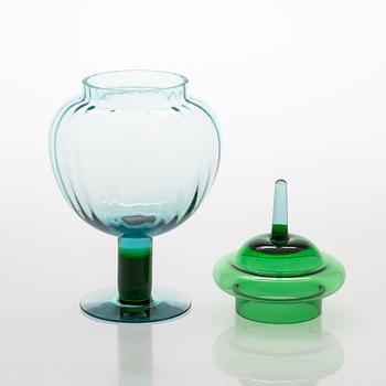 Kerttu Nurminen,  taidelasi, Lampi Pro Arte 1993, signeerattu K. Nurminen, Nuutajärvi.