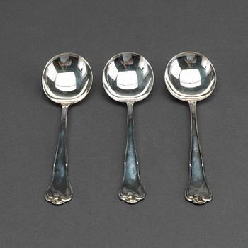 A SET OF 12 SILVER SPOONS BY MEMA LUND 1960'S.