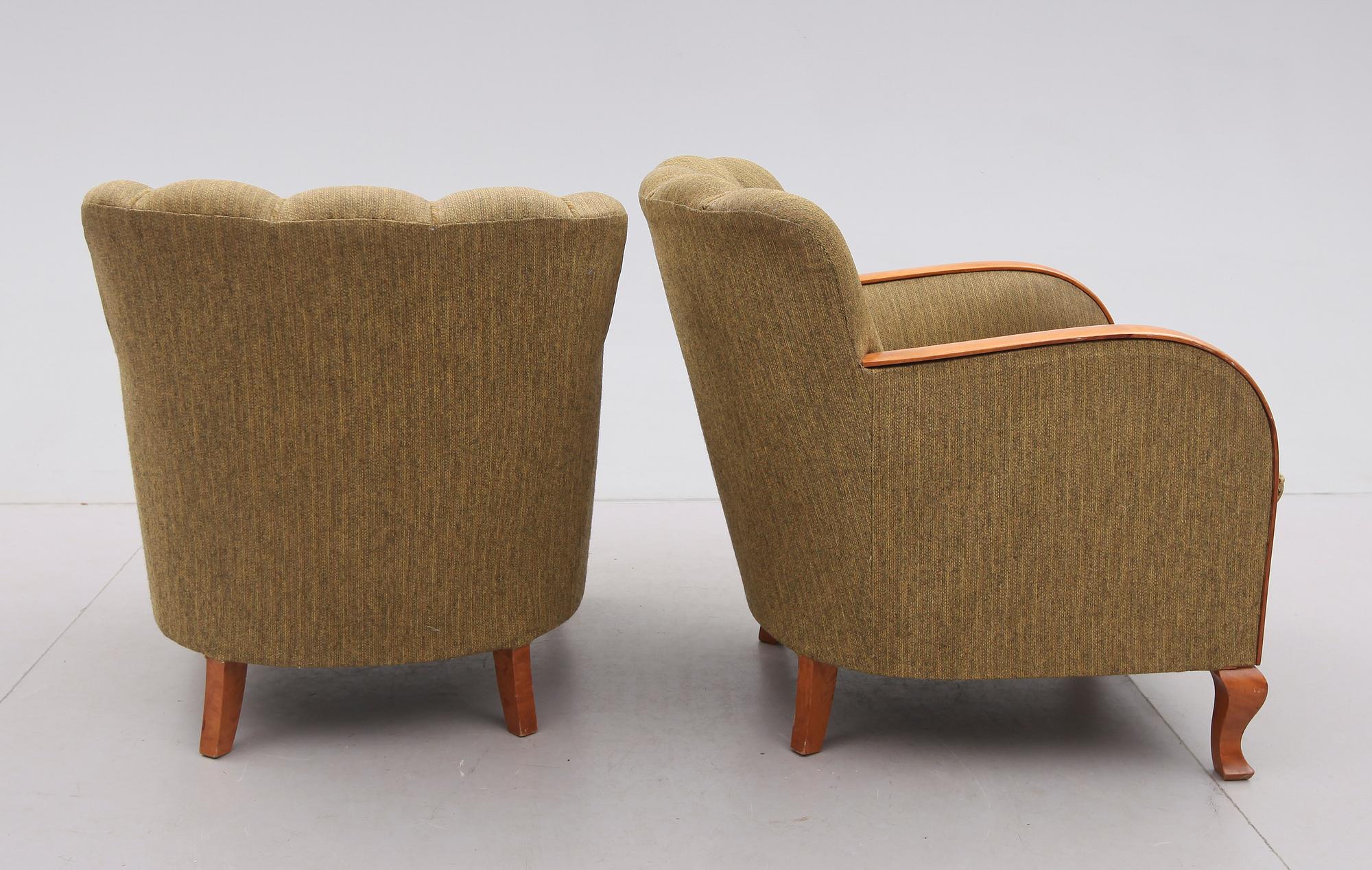 FÅTÖLJER, 1 par, 1900-talets första hälft.