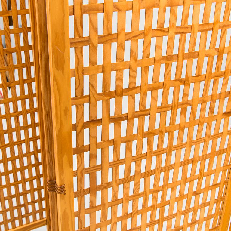 A mid-20th century 'Spåna' folding screen for Alberts Tibro.