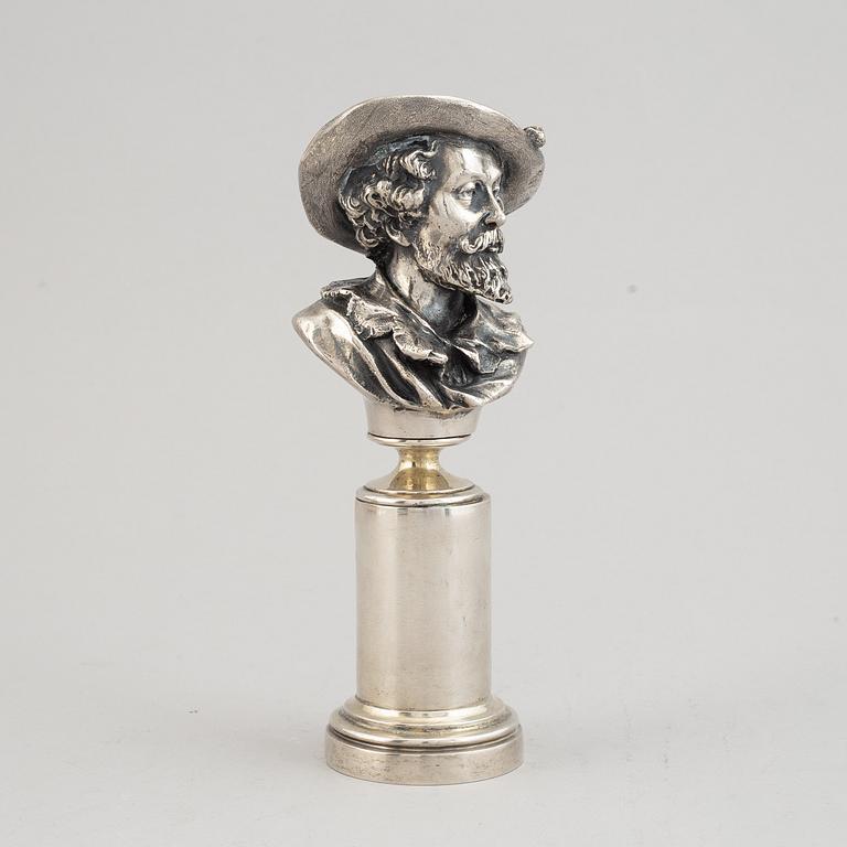 A Russian silver sculpture of Rubens, marked Grachev, St. Petersburg 1908-1917.