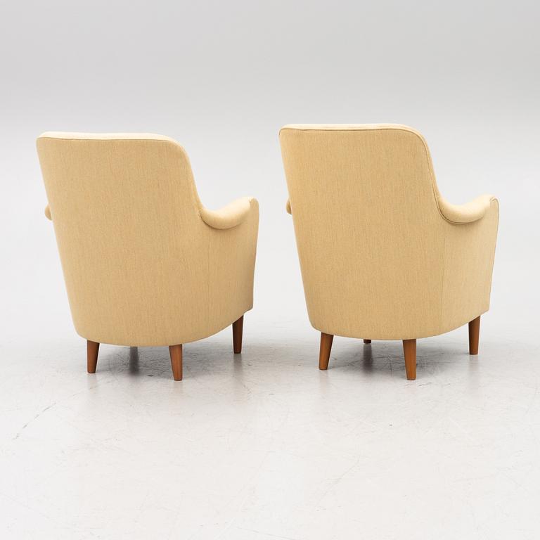 Carl Malmsten, a pair of 'Samsas' armchairs, AB O.H. Sjögren, Tranås, 21st Century.