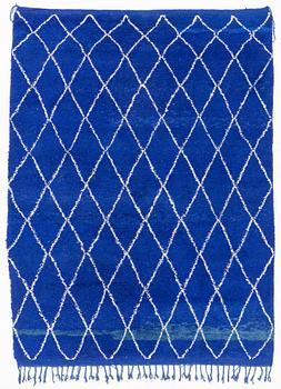 A moroccan carpet, circa 283 x 208 cm.