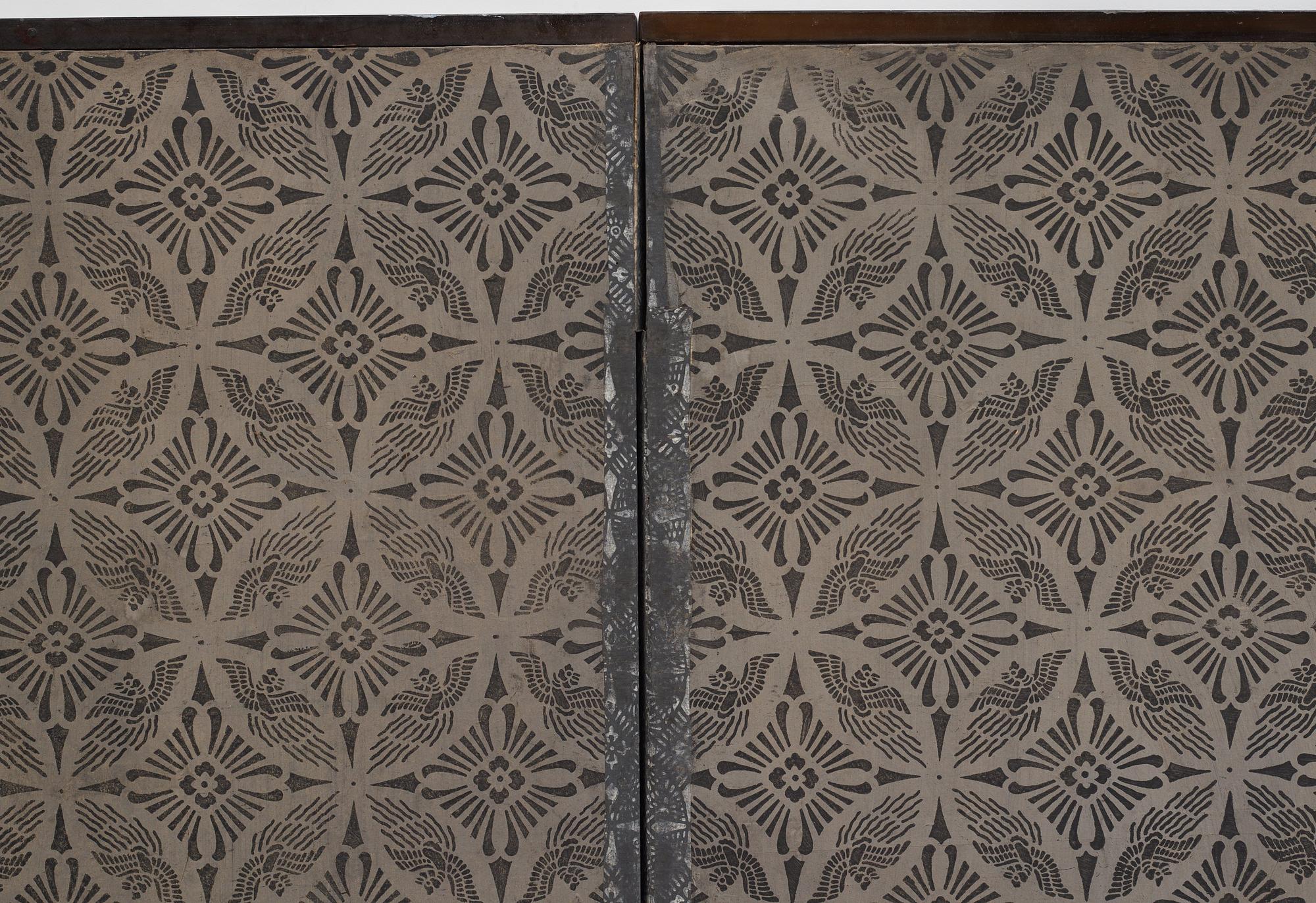A Japanese six fold screen, Edo period (1603-1868).