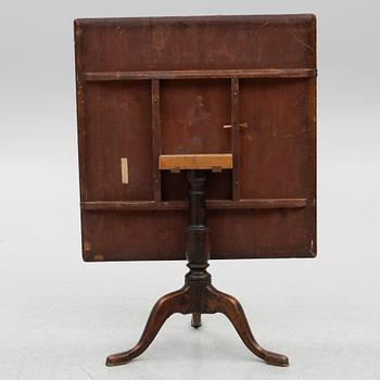 A folding table, Mälardalen, first half of the 19th century.