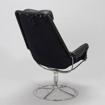 Bruno Mathsson, a "Jetson" swivel chair, DUX. 21st century.