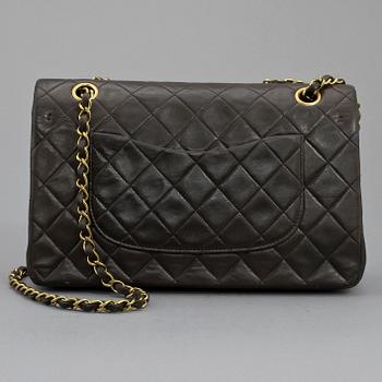 AXELREMSVÄSKA, "double flap", Chanel.