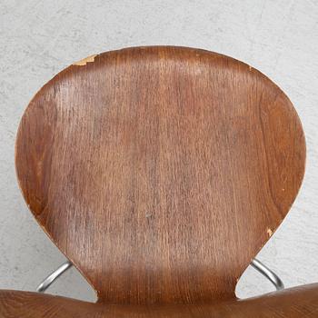 Arne Jacobsen, stolar, 4 st, "Sjuan", Fritz Hansen, Danmark, 1967-72.