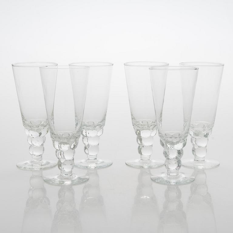 Oiva Toikka, glasservis, 28 delar, "Mukura" ("Paratiisi"), Notsjö 1971-75.