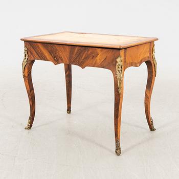 Damskrivbord Louis XVI-stil omkring 1900.