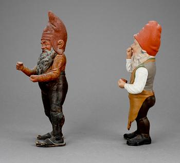 FIGURINER, 2 st, keramik, 1900-tal.