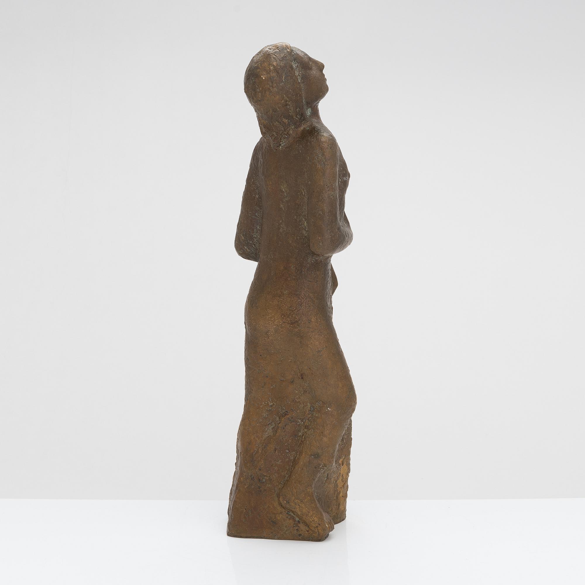 Jussi Vikainen, veistos, pronssi, signeerattu ja päivätty -83.