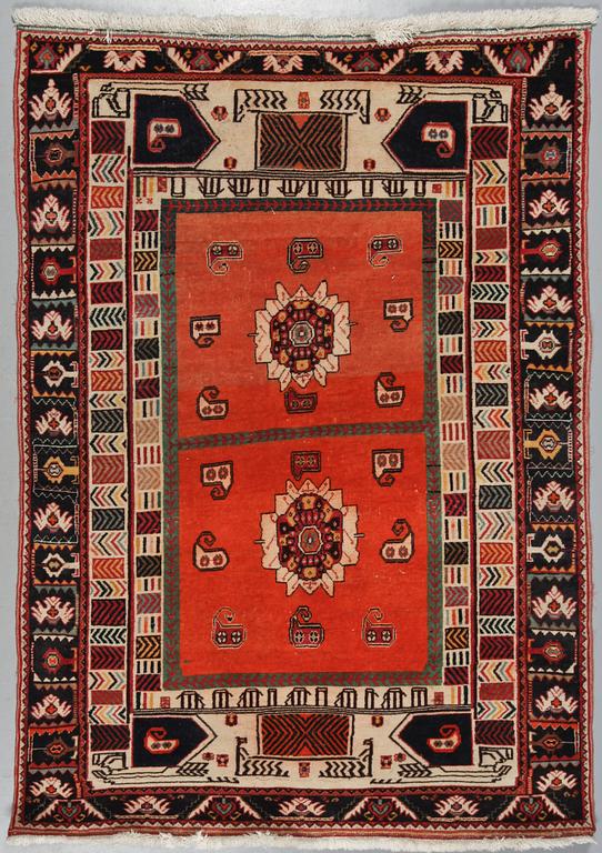MATTA, troligen Kashgai, 184 x 125 cm, 1900-talets senare del.