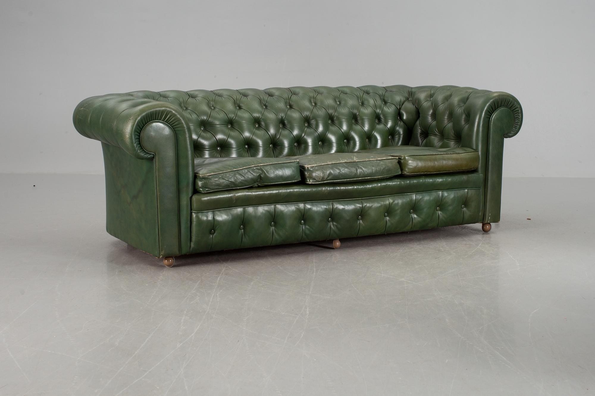 SOFFA, chesterfieldmodell, 1900-talets andra hälft.