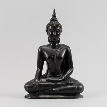 A Thai bronze buddha, 20th Century.