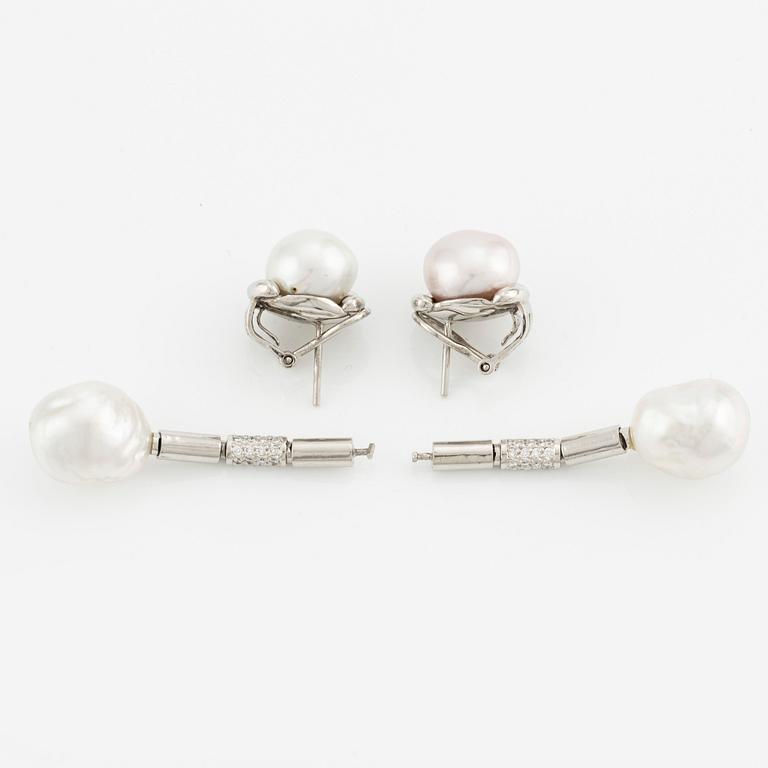 A pair of Gaudy earrings with platinum pendants  with cultured pearls and round brilliant-cut diamonds.