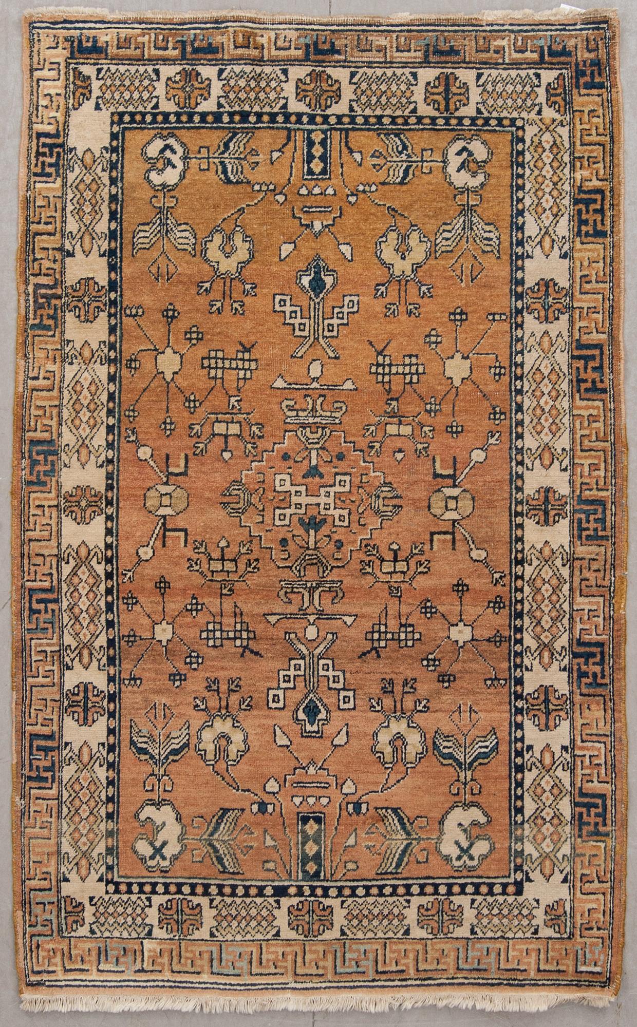 MATTA, antik, Khotan/östturkmensk. Ca 183 x 113 cm.