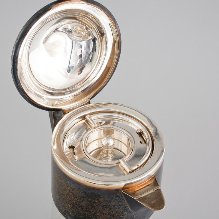 KANNA, glas och nysilver, Würtembergische Metallwaren Fabrik (WMF), 1900-talets första hälft.