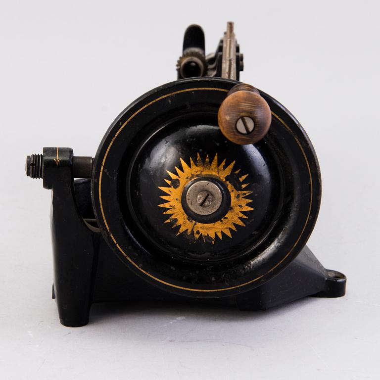 An early 20th century pencil sharpener , Bleistftschärf-Maschine, "Jupiter" 1. Germany.