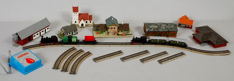 SAMLING MÄRKLIN, samt miniatyrbyggnader.