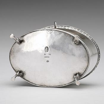 A Swedish 18th century Gustavian silver sugar-casket, mark of Pehr Zethelius, Stockholm 1797.