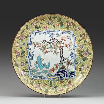 562. A large cloisonné charger, first half of the 20th Century.