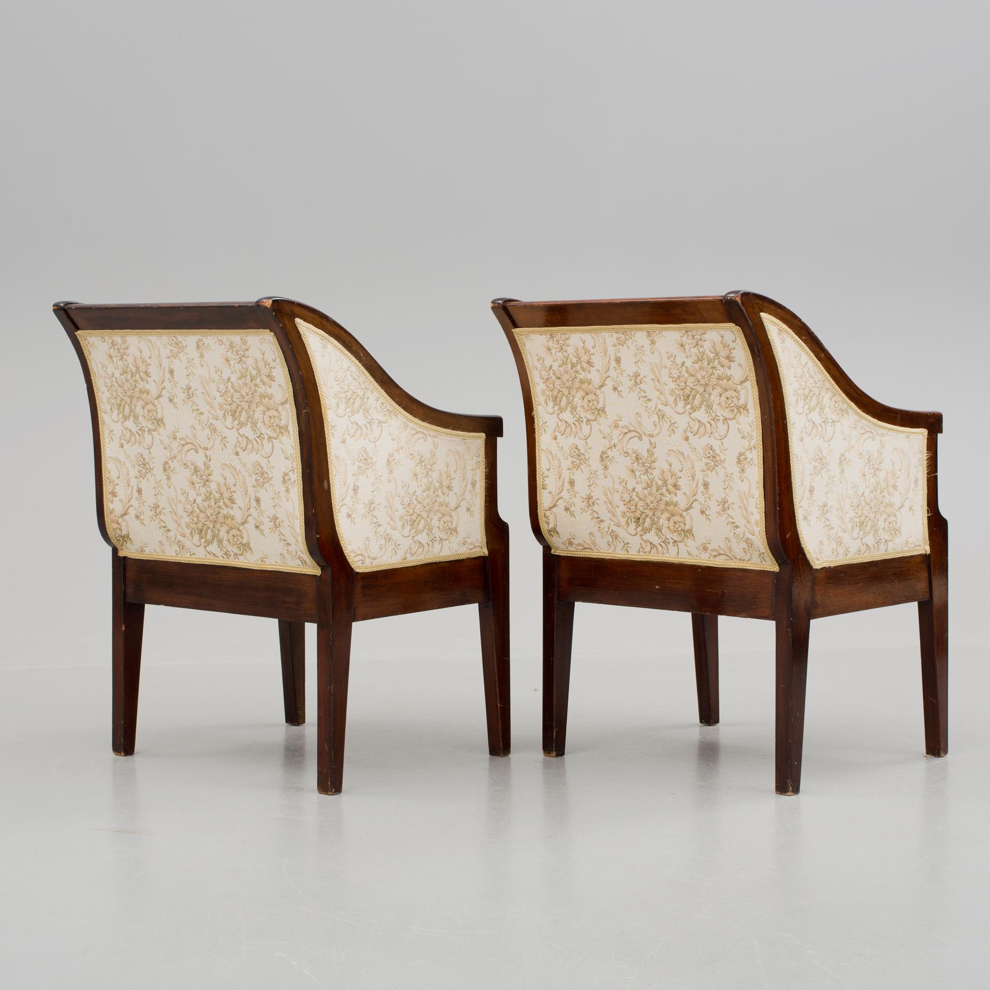 FÅTÖLJER, ett par, 1900-talets första hälft.