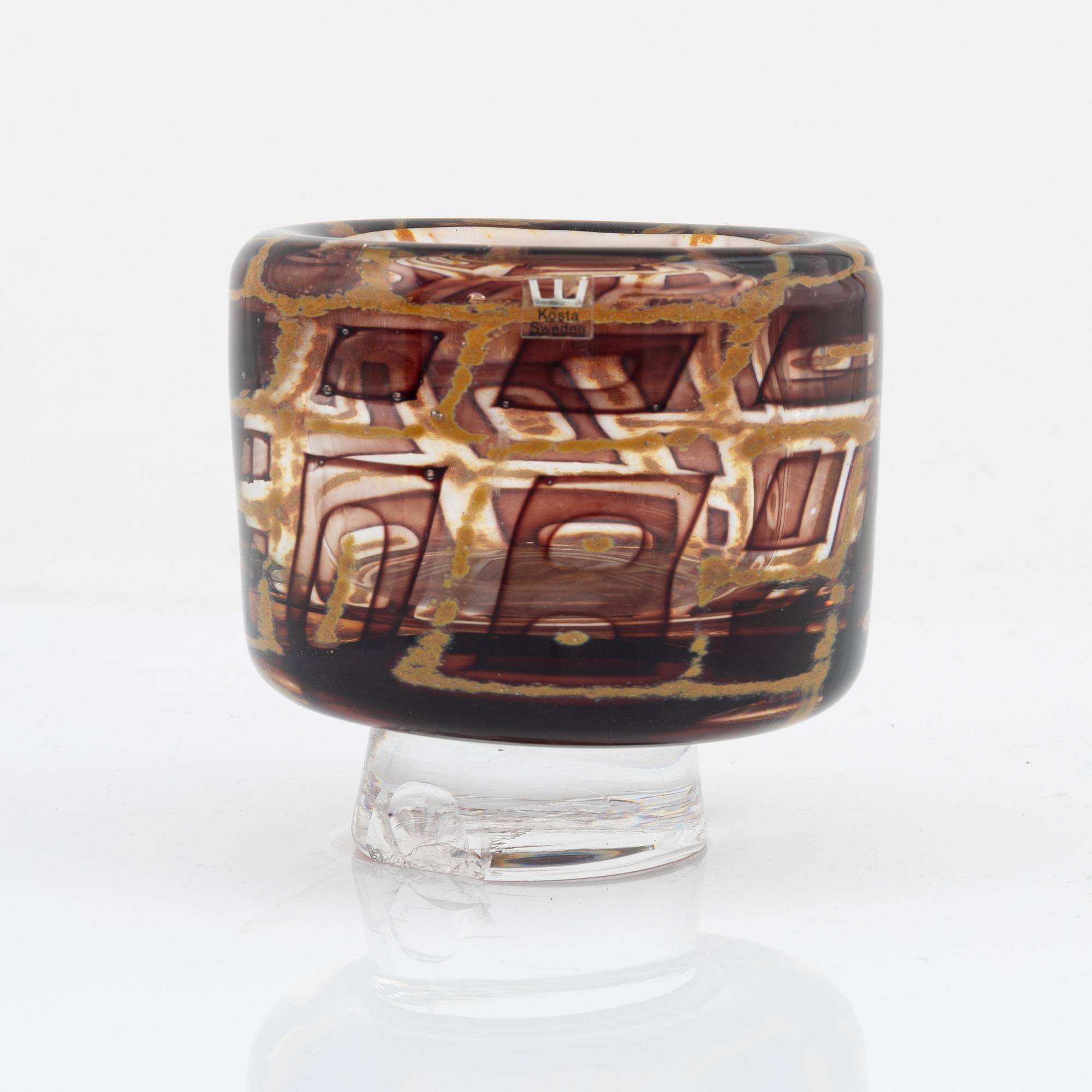 Vicke Lindstrand, a unique glass bowl, Kosta.