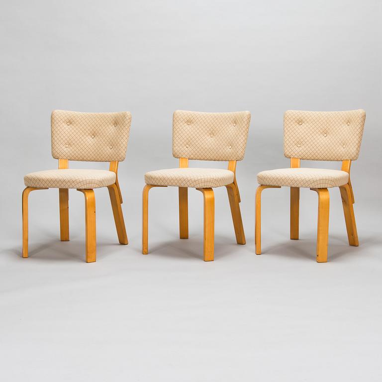 Alvar Aalto, three mid-20th century '62' chairs for O.Y. Huonekalu- ja Rakennustyötehdas A.B.