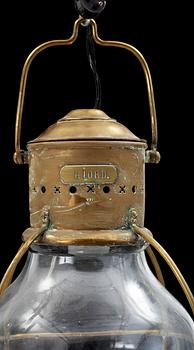 FARTYGSLYKTA, mässing, glas, sent 1800-tal.