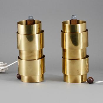 VÄGGLAMPOR, ett par, troligen Hans-Agne Jakobsson, Markaryd, 1900-talets andra hälft.