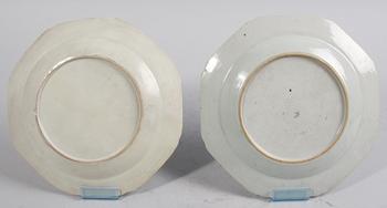 TALLRIKAR, ett par, porslin, Kina, 1700/1800-tal.