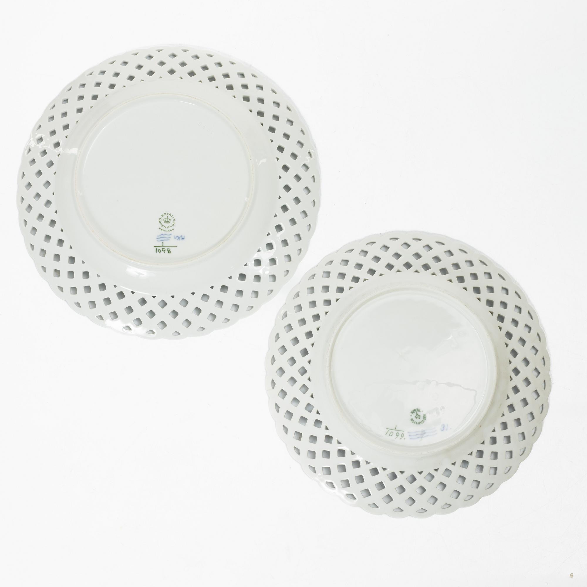 Royal Copenhagen, Seven 'Musselmalet Full Lace' plates, Denmark, 20th century.