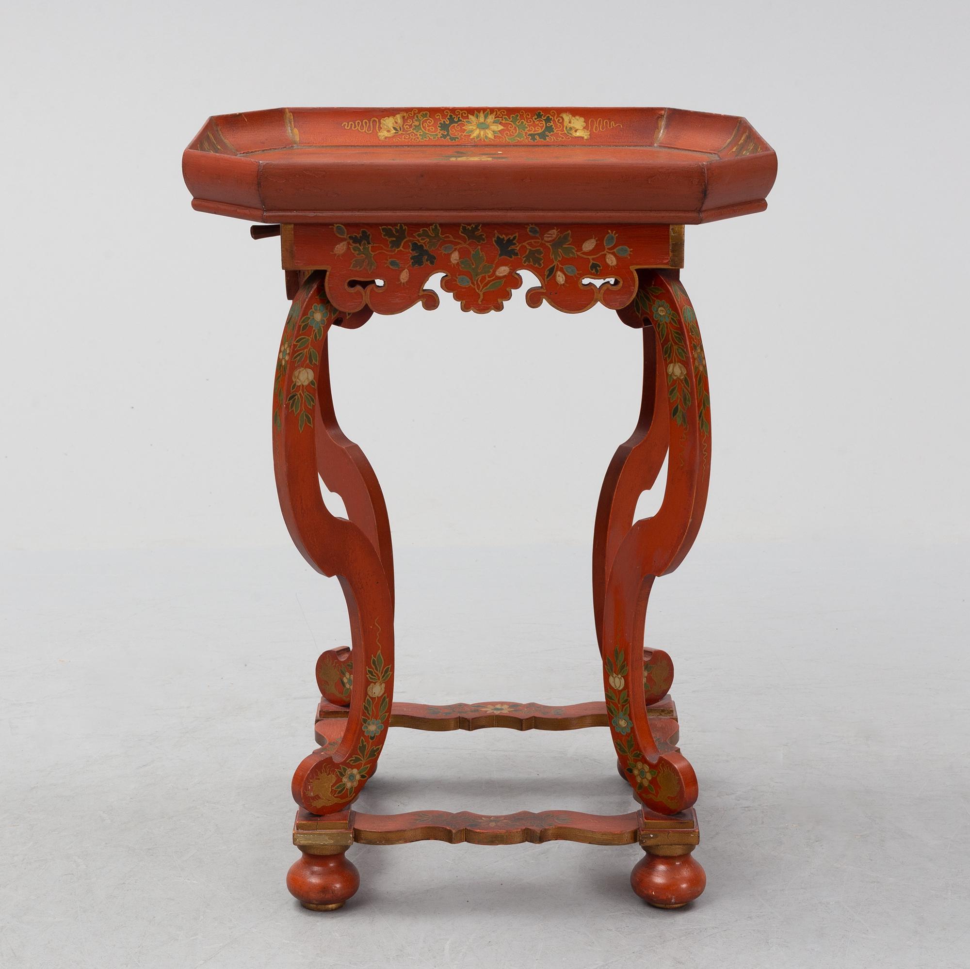 A chinoiserie table, 20th Century.