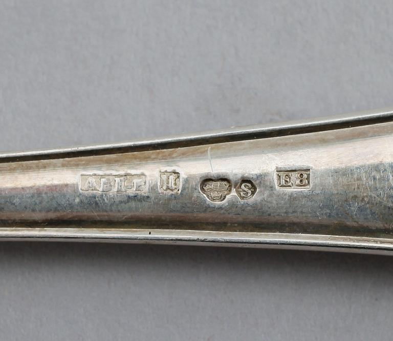 BESTICK, 13 delar, silver, olika modeller, 1900-tal. Total vikt ca 445 gram.