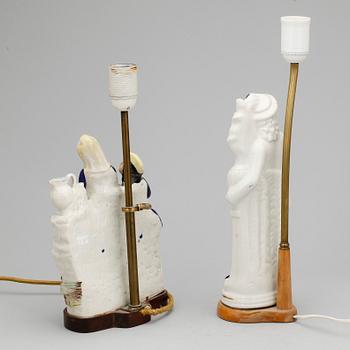 BORDSLAMPOR, 2st, porslin, troligen England, 18/1900-tal.