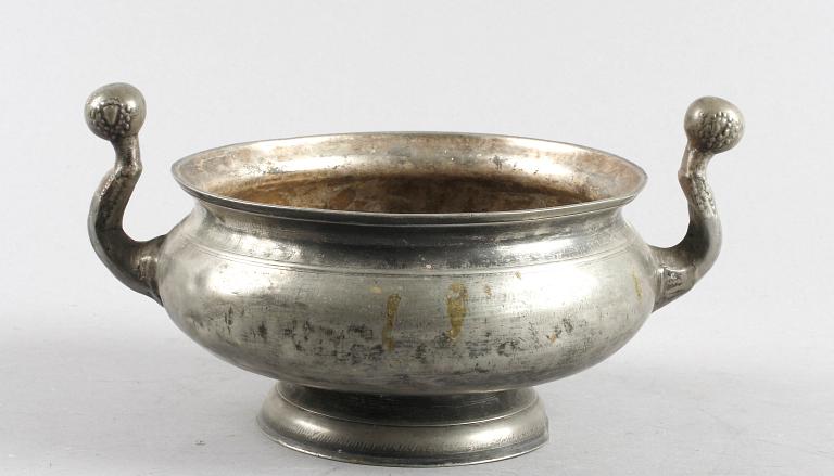 KALLSKÅL, tenn, 1700/1800-tal.