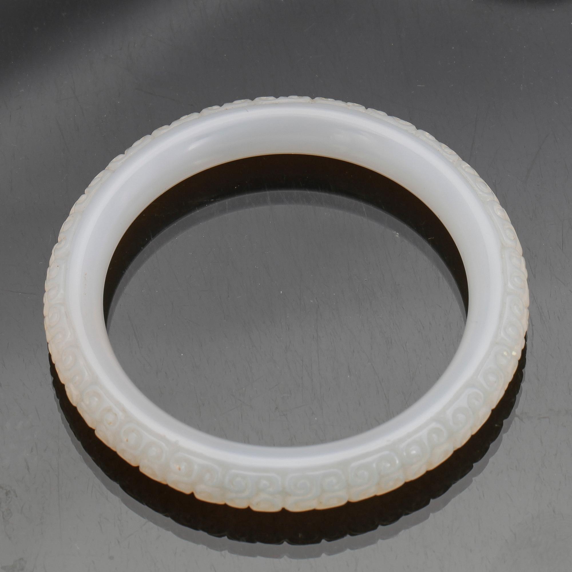 ARMRING, agat, Kina, modern tillverkning.