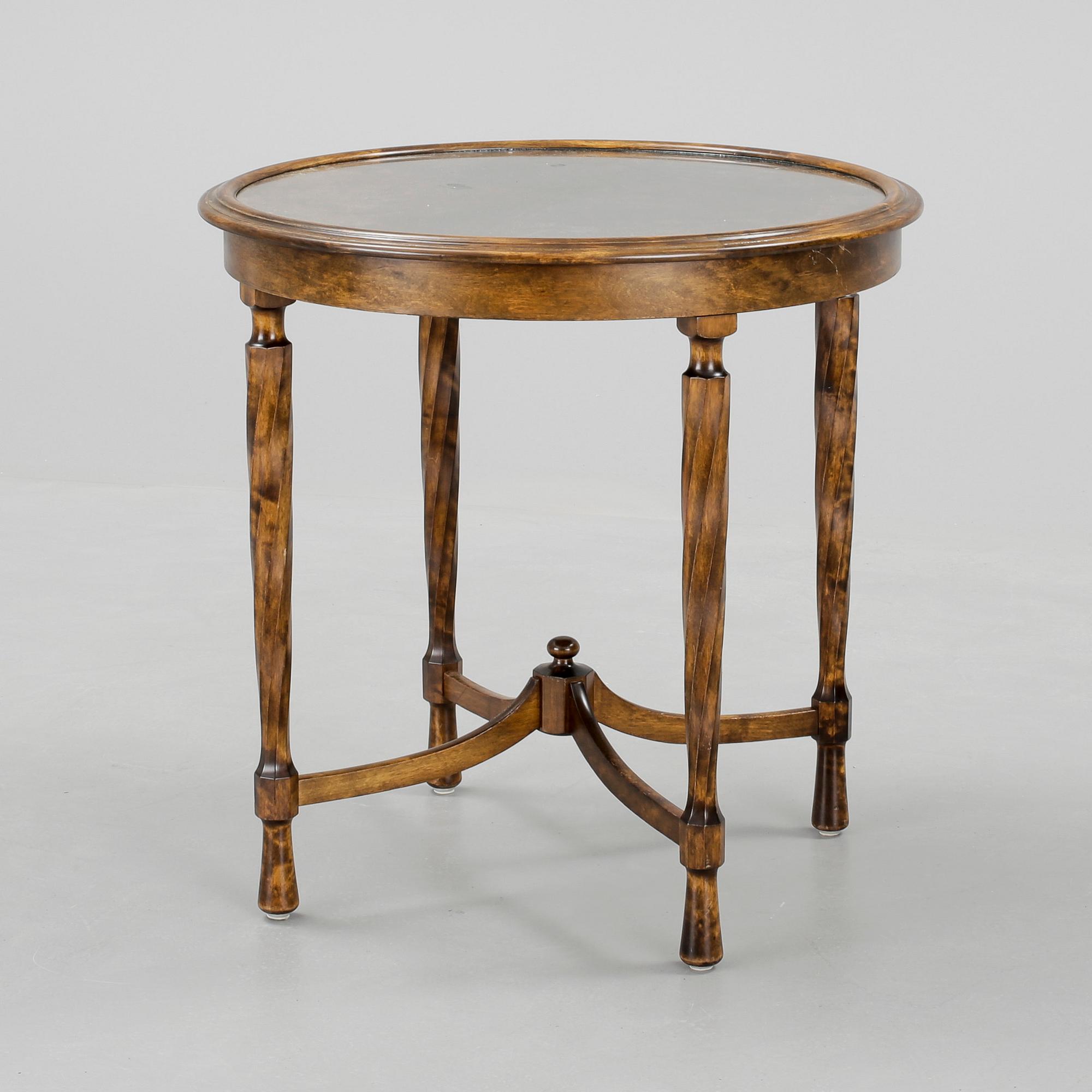 RÖKBORD, 1900-talets första hälft.
