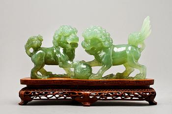 FIGURIN, jade, Kina. 1900-tal.